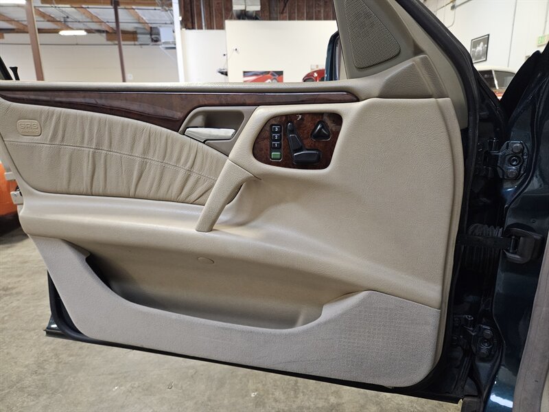 1998 Mercedes-Benz E 320   - Photo 35 - Hillsboro, OR 97124