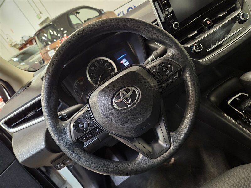 2020 Toyota Corolla LE   - Photo 30 - Hillsboro, OR 97124