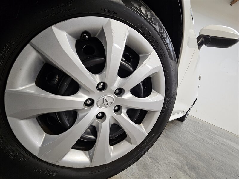 2020 Toyota Corolla LE   - Photo 21 - Hillsboro, OR 97124