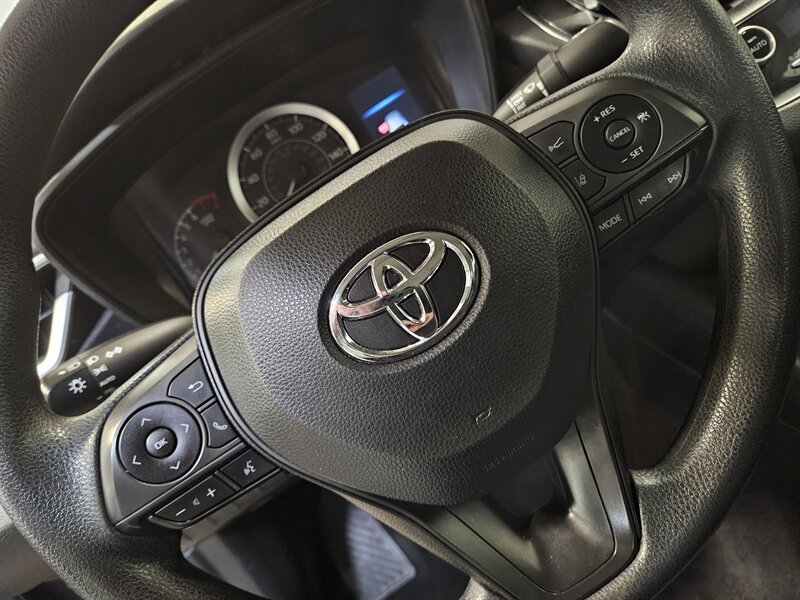 2020 Toyota Corolla LE   - Photo 31 - Hillsboro, OR 97124