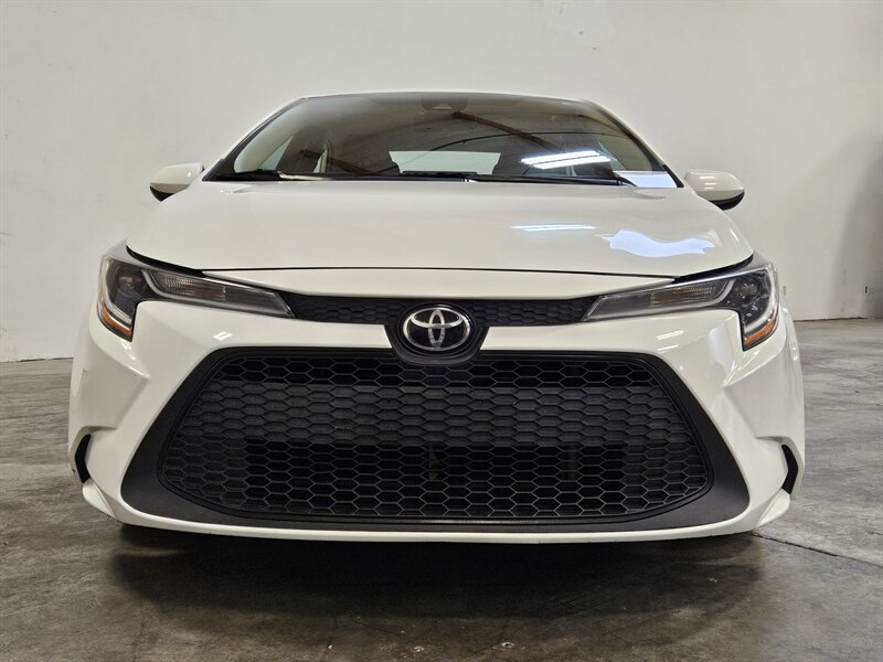 2020 Toyota Corolla LE   - Photo 3 - Hillsboro, OR 97124