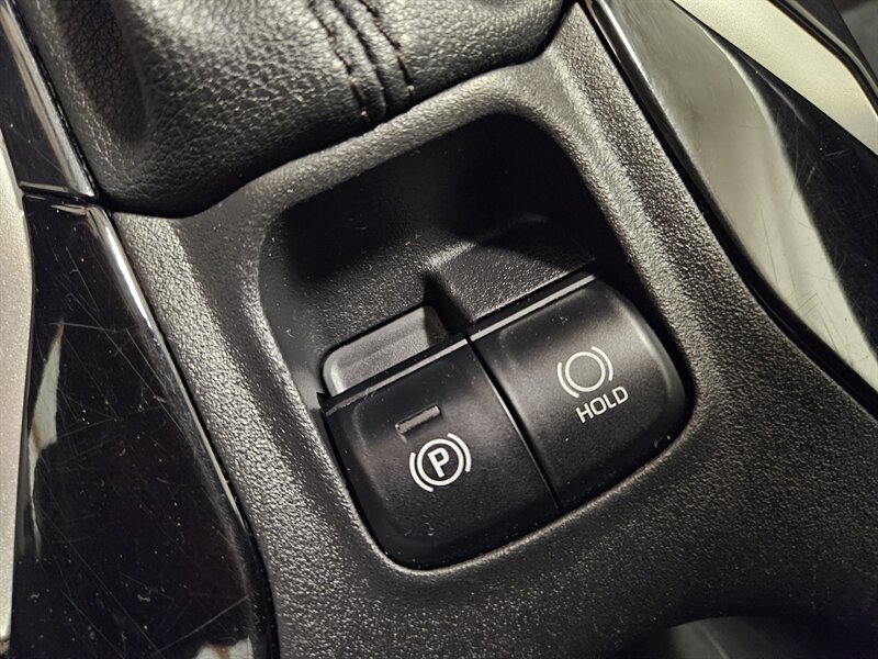 2020 Toyota Corolla LE   - Photo 37 - Hillsboro, OR 97124