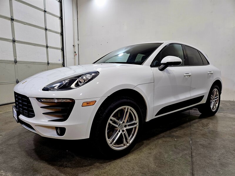 2017 Porsche Macan   - Photo 5 - Hillsboro, OR 97124