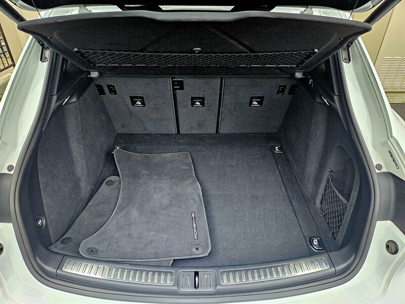 2017 Porsche Macan   - Photo 35 - Hillsboro, OR 97124