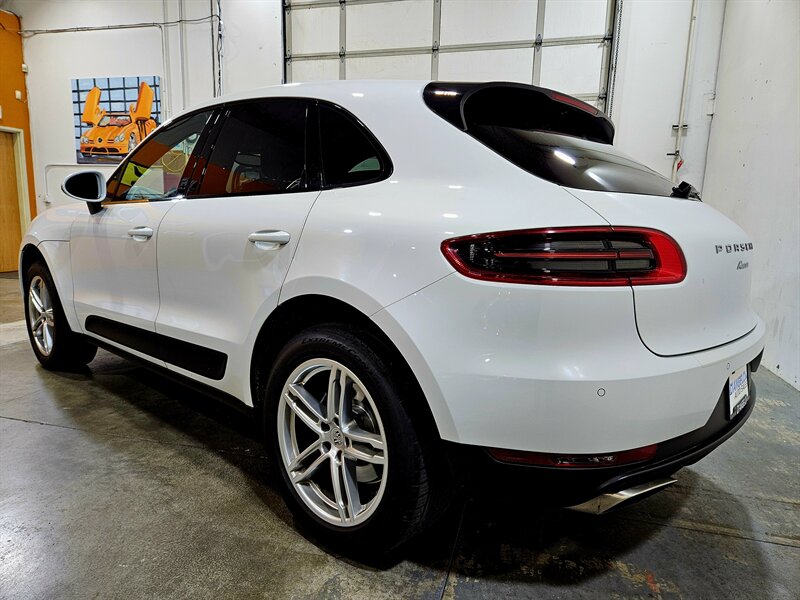 2017 Porsche Macan   - Photo 7 - Hillsboro, OR 97124