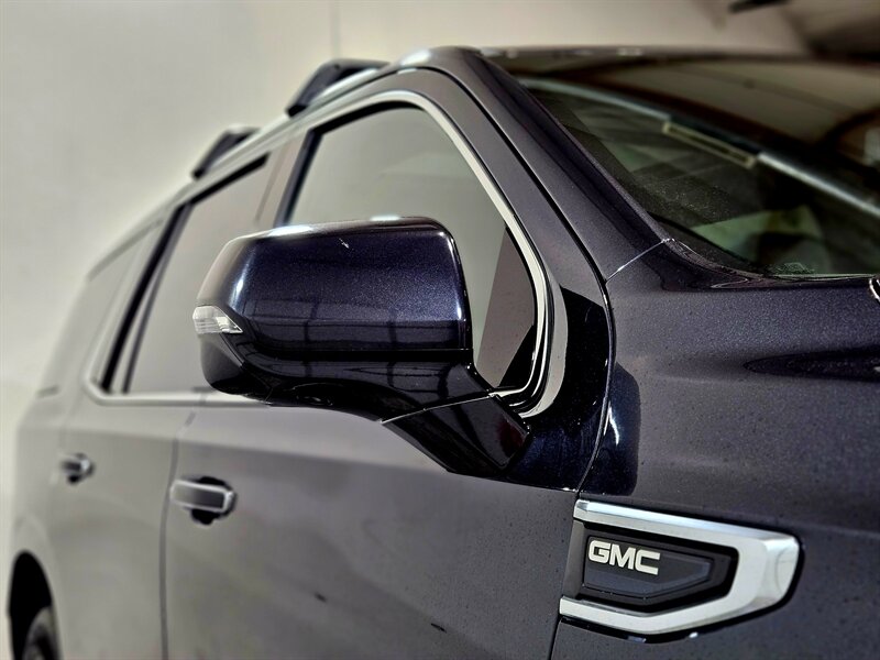 2023 GMC Yukon Denali   - Photo 15 - Hillsboro, OR 97124