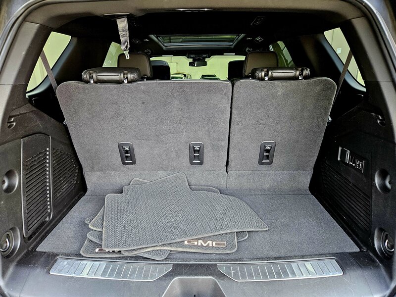 2023 GMC Yukon Denali   - Photo 43 - Hillsboro, OR 97124