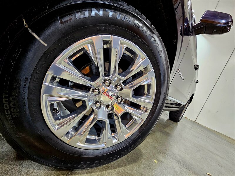 2023 GMC Yukon Denali   - Photo 19 - Hillsboro, OR 97124