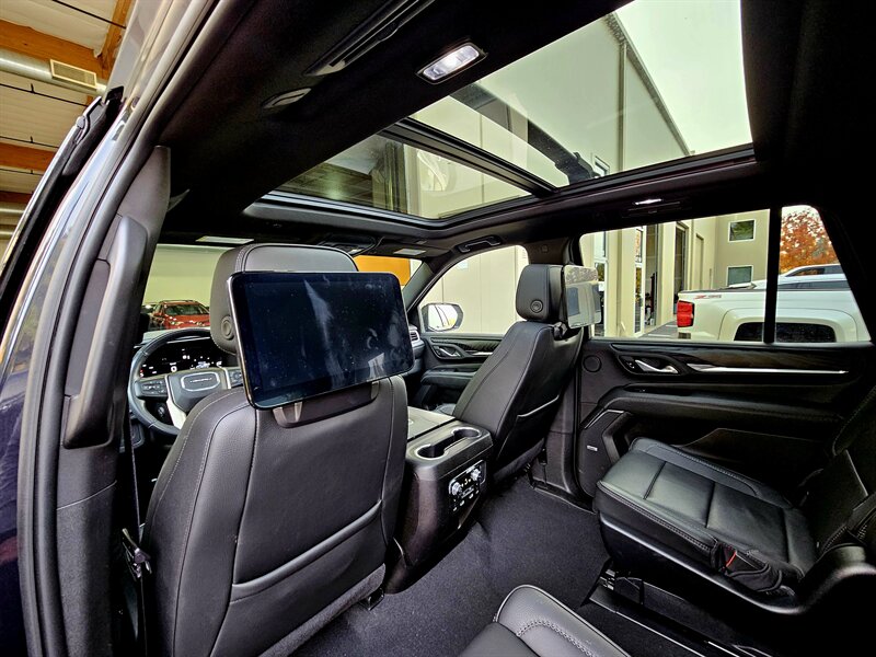2023 GMC Yukon Denali   - Photo 40 - Hillsboro, OR 97124