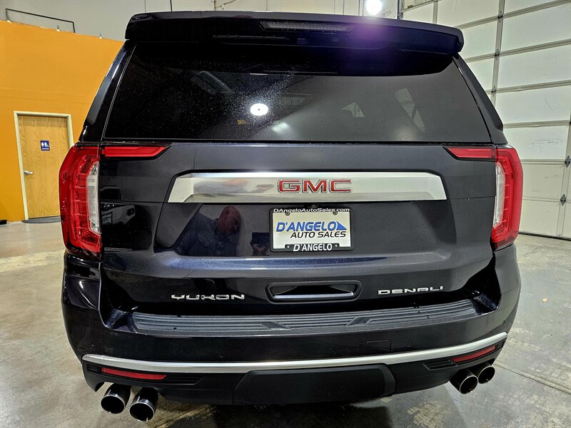 2023 GMC Yukon Denali   - Photo 7 - Hillsboro, OR 97124