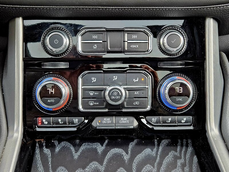 2023 GMC Yukon Denali   - Photo 31 - Hillsboro, OR 97124