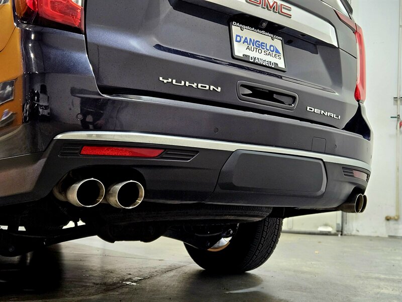 2023 GMC Yukon Denali   - Photo 17 - Hillsboro, OR 97124