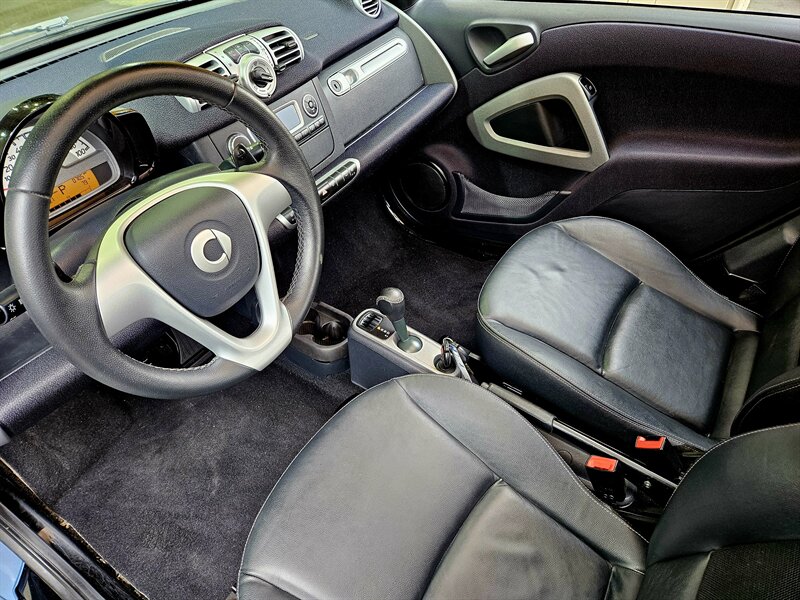 2014 Smart fortwo passion   - Photo 17 - Hillsboro, OR 97124