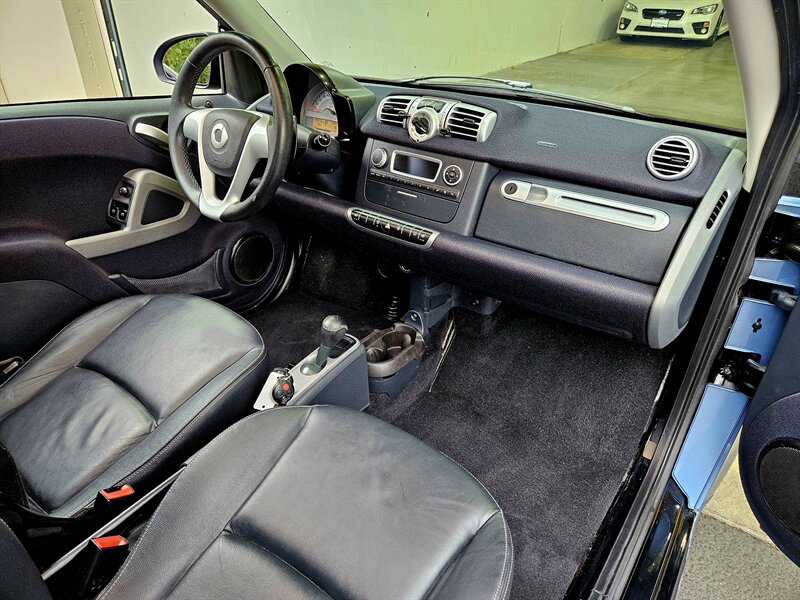 2014 Smart fortwo passion   - Photo 2 - Hillsboro, OR 97124