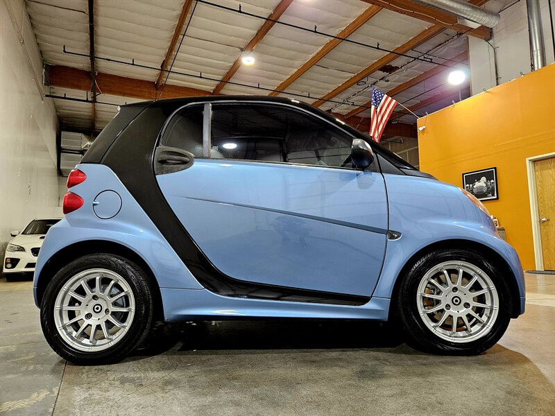 2014 Smart fortwo passion   - Photo 4 - Hillsboro, OR 97124
