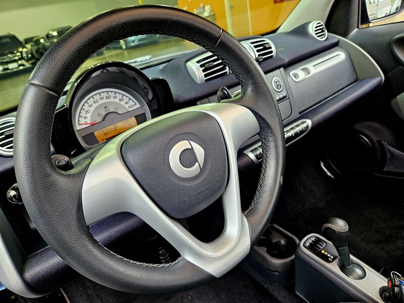 2014 Smart fortwo passion   - Photo 18 - Hillsboro, OR 97124