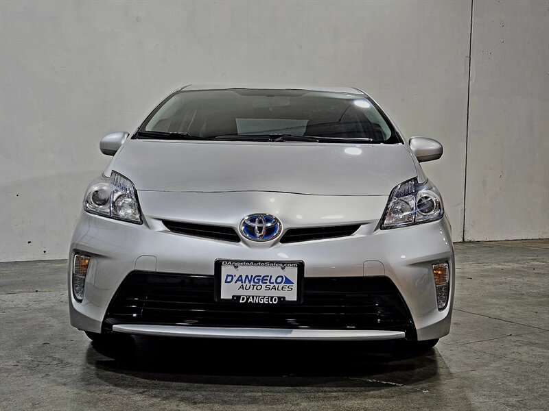 2013 Toyota Prius Plug-in Hybrid   - Photo 3 - Hillsboro, OR 97124
