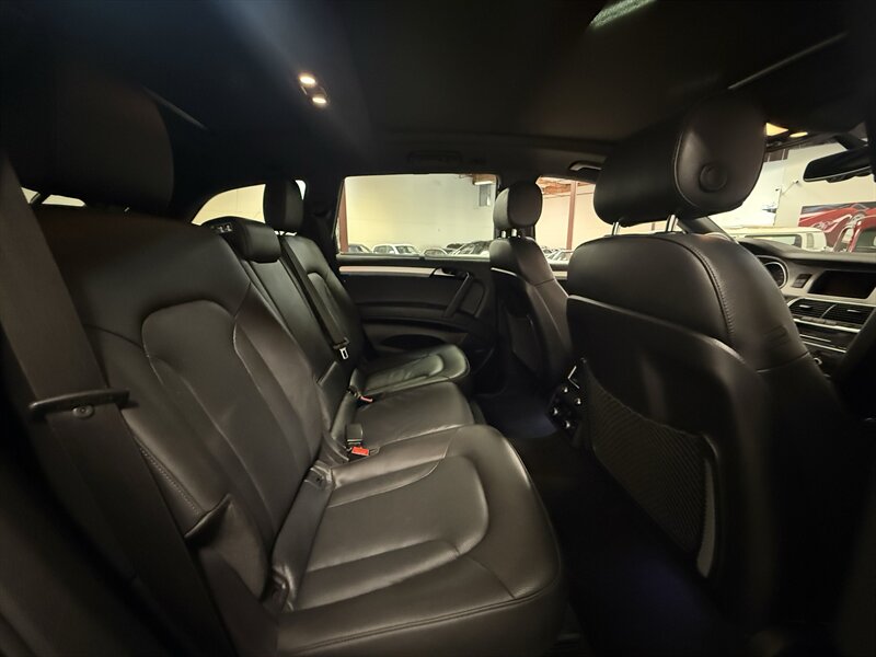 2015 Audi Q7 3.0T quattro S line Prest   - Photo 31 - Hillsboro, OR 97124
