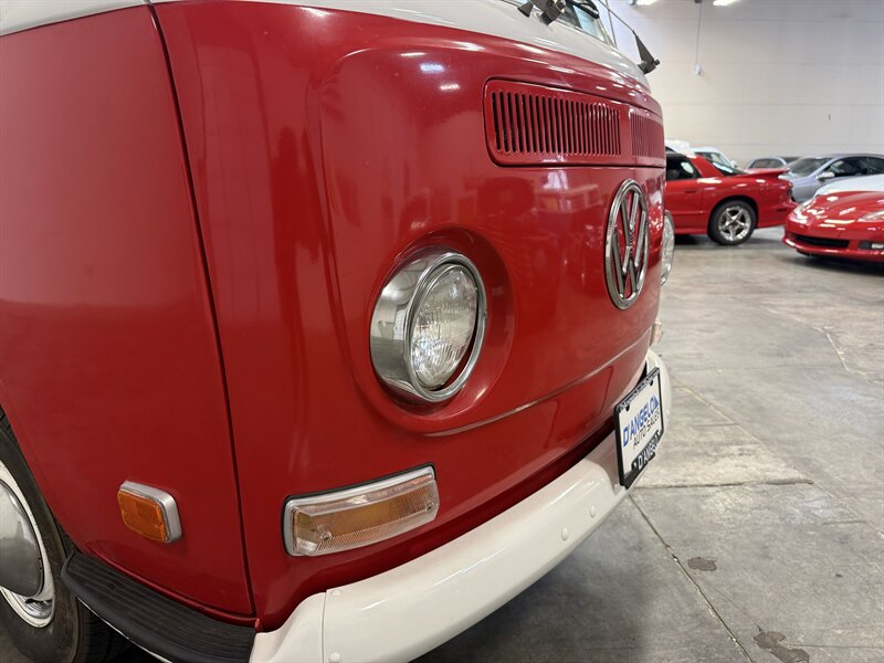 1970 Volkswagen Bus/Vanagon Westfalia Camper   - Photo 11 - Hillsboro, OR 97124