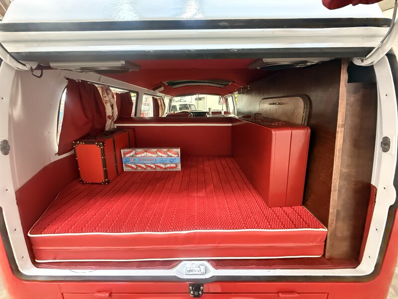 1970 Volkswagen Bus/Vanagon Westfalia Camper   - Photo 35 - Hillsboro, OR 97124