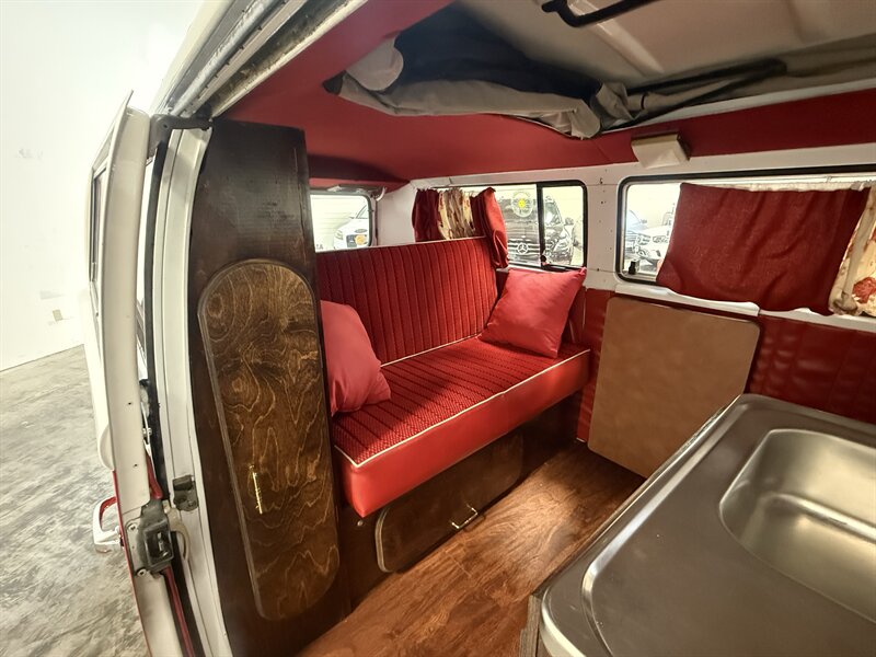 1970 Volkswagen Bus/Vanagon Westfalia Camper   - Photo 27 - Hillsboro, OR 97124