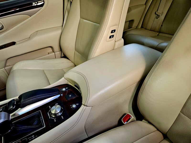 2014 Lexus LS 460 - Photo 24 - Hillsboro, OR 97124