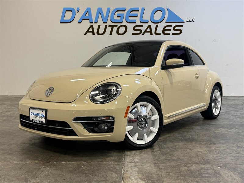 2019 Volkswagen Beetle 2.0T Final Edition SEL - Photo 1 - Hillsboro, OR 97124