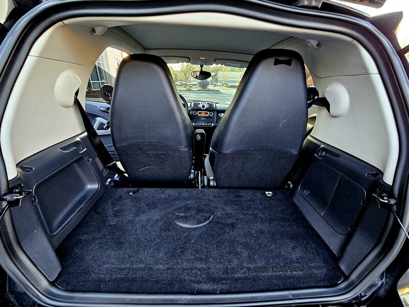 2015 Smart fortwo pure   - Photo 25 - Hillsboro, OR 97124