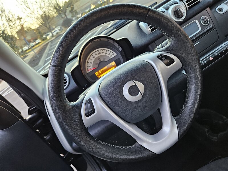 2015 Smart fortwo pure   - Photo 19 - Hillsboro, OR 97124