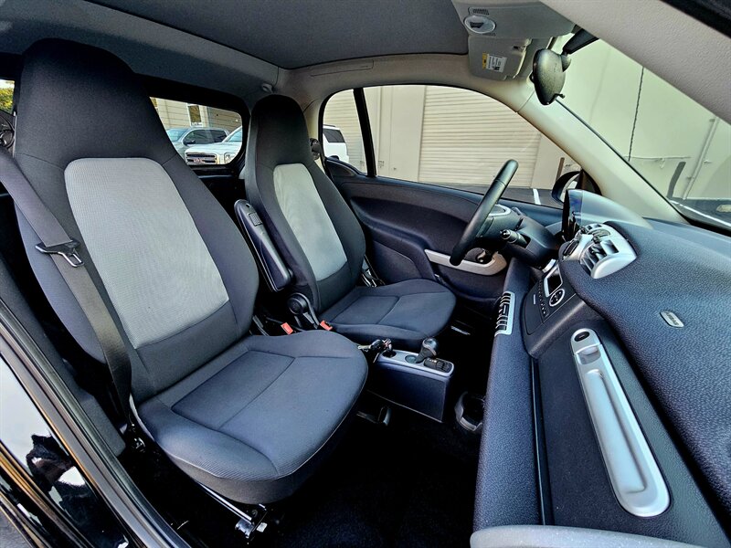 2015 Smart fortwo pure   - Photo 13 - Hillsboro, OR 97124