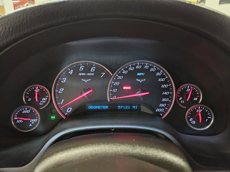 2005 Chevrolet Corvette Coupe   - Photo 32 - Hillsboro, OR 97124