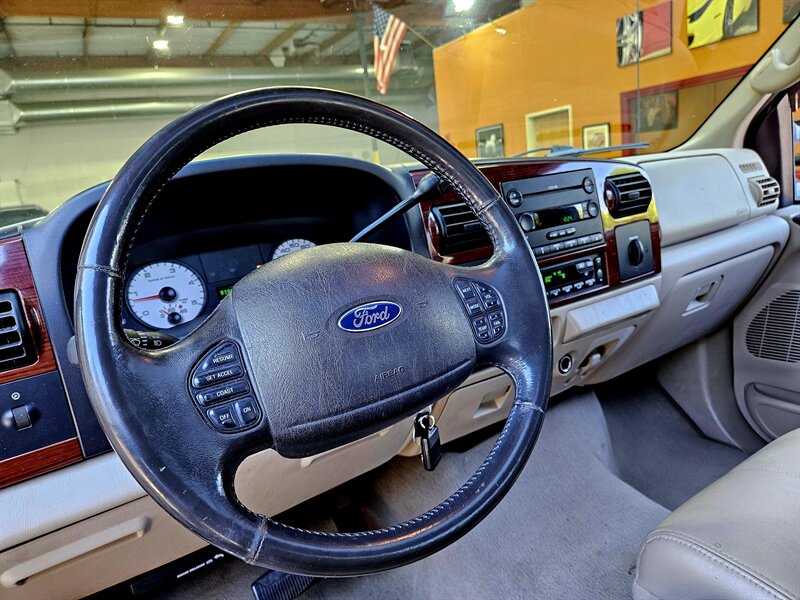 2006 Ford F-350 Super Duty Lariat   - Photo 19 - Hillsboro, OR 97124