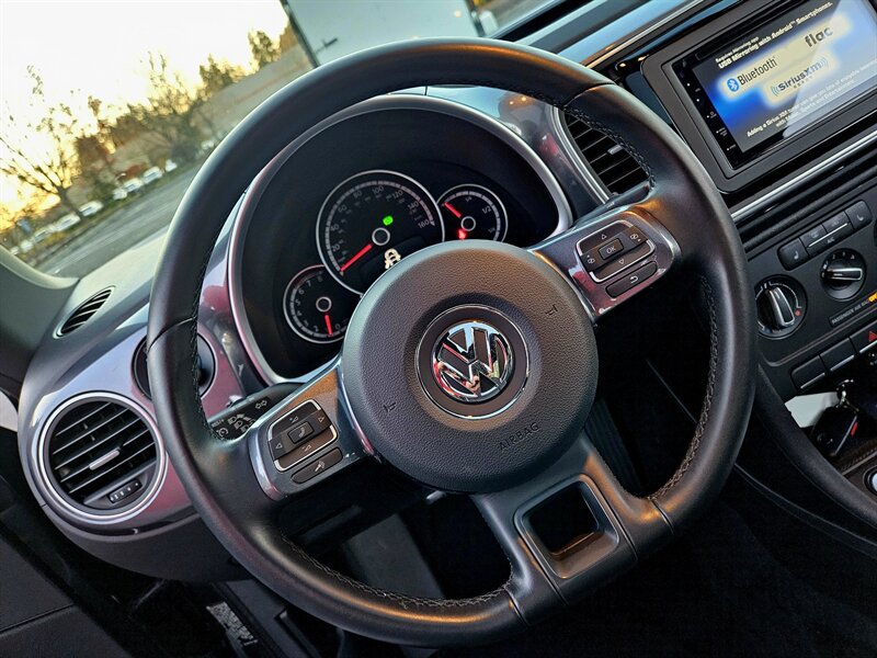 2013 Volkswagen Beetle 2.5L PZEV   - Photo 21 - Hillsboro, OR 97124