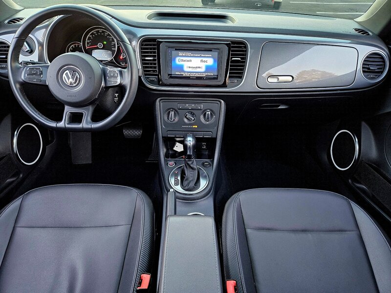 2013 Volkswagen Beetle 2.5L PZEV   - Photo 16 - Hillsboro, OR 97124