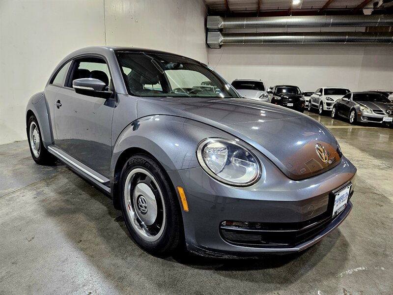 2013 Volkswagen Beetle 2.5L PZEV   - Photo 10 - Hillsboro, OR 97124