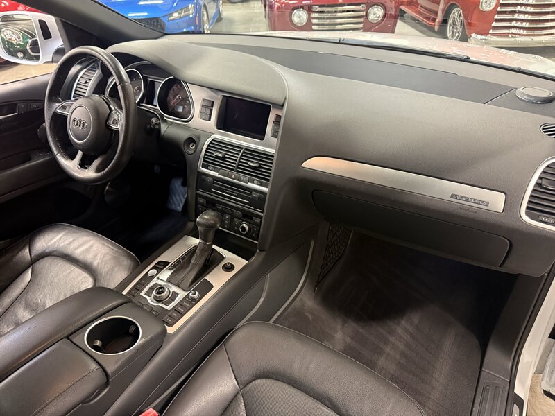 2012 Audi Q7 3.0 quattro TDI Prestige  