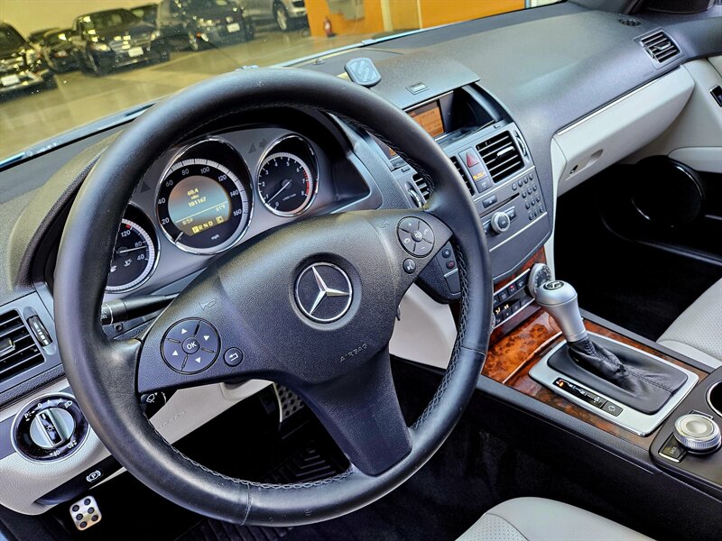 2010 Mercedes-Benz C 300 Sport - Photo 19 - Hillsboro, OR 97124