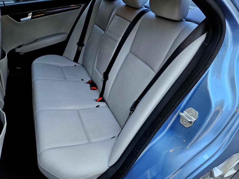 2010 Mercedes-Benz C 300 Sport - Photo 30 - Hillsboro, OR 97124