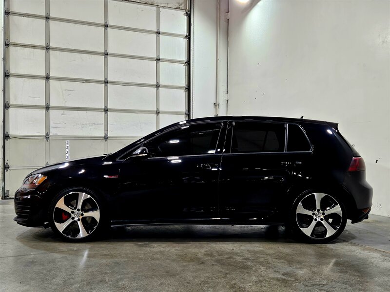 2015 Volkswagen Golf GTI SE photo 8