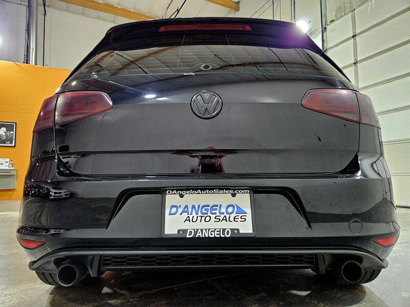 2015 Volkswagen Golf GTI SE photo 6