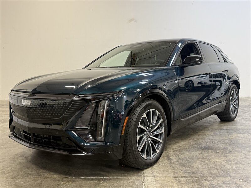 2024 Cadillac LYRIQ Sport 2 - Photo 3 - Hillsboro, OR 97124