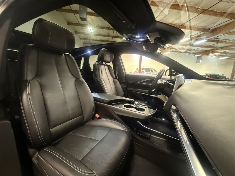 2024 Cadillac LYRIQ Sport 2 - Photo 18 - Hillsboro, OR 97124