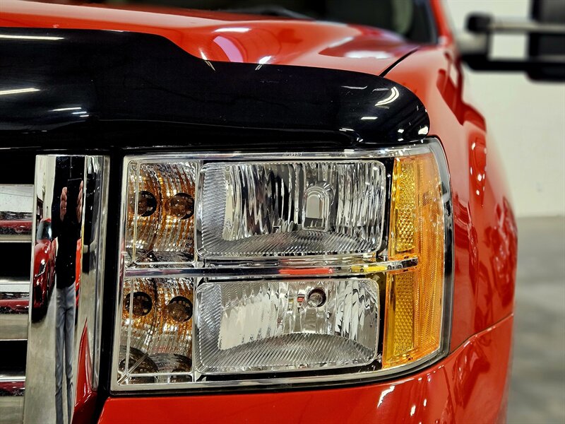 2013 GMC Sierra 2500 SLT - Photo 13 - Hillsboro, OR 97124