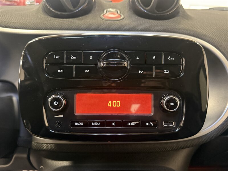 2017 Smart fortwo passion   - Photo 22 - Hillsboro, OR 97124