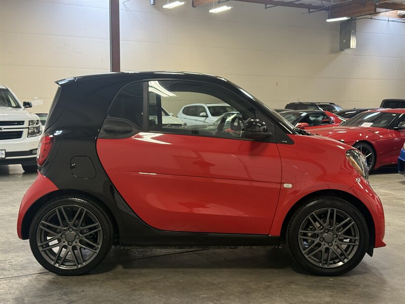 2017 Smart fortwo passion   - Photo 8 - Hillsboro, OR 97124