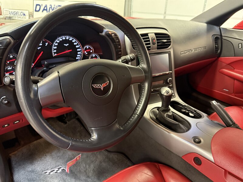 2006 Chevrolet Corvette Convertible   - Photo 14 - Hillsboro, OR 97124