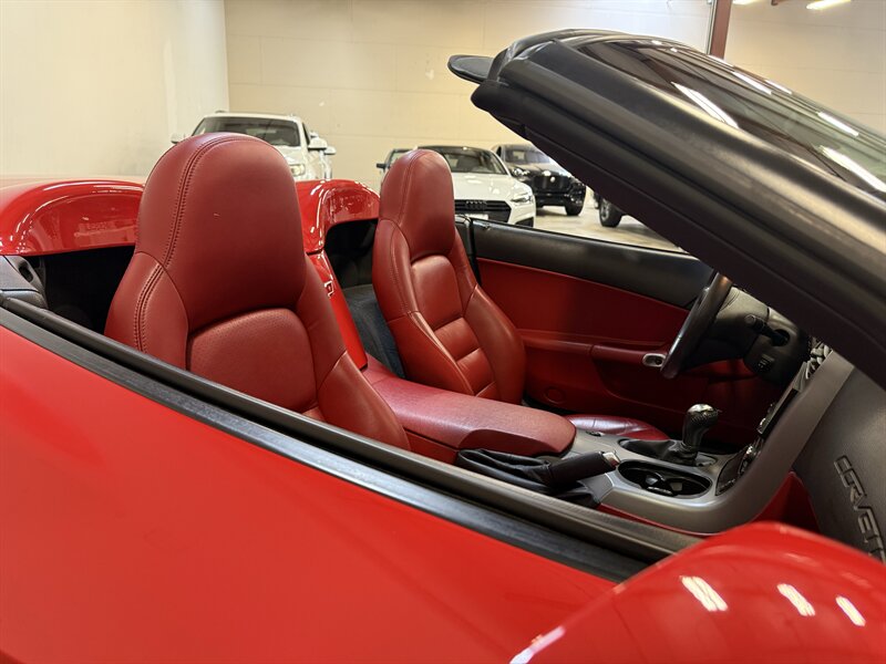 2006 Chevrolet Corvette Convertible   - Photo 33 - Hillsboro, OR 97124