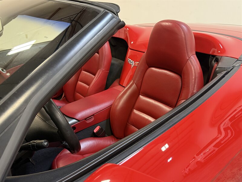 2006 Chevrolet Corvette Convertible   - Photo 35 - Hillsboro, OR 97124