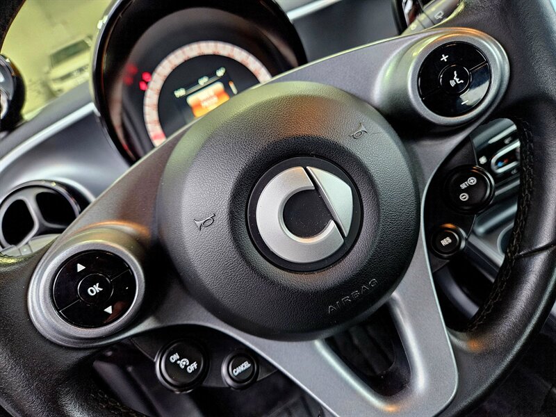 2016 Smart fortwo passion - Photo 21 - Hillsboro, OR 97124