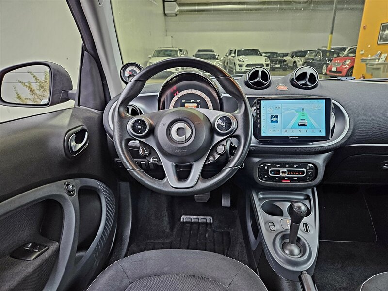 2016 Smart fortwo passion - Photo 16 - Hillsboro, OR 97124